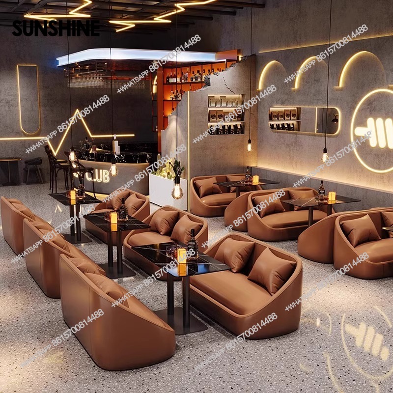 الكبار الكلاسيكية غرفة المعيشة - مراجعة Home Cinema Lounge وسعره
